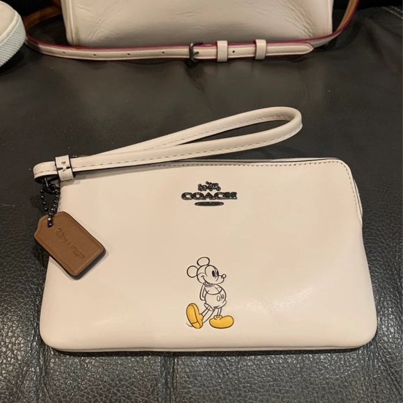 COPY - Disney Coach Mickey Handbag with crossbody strap, Wristlet, and Tennis S… - Picture 7 of 12
